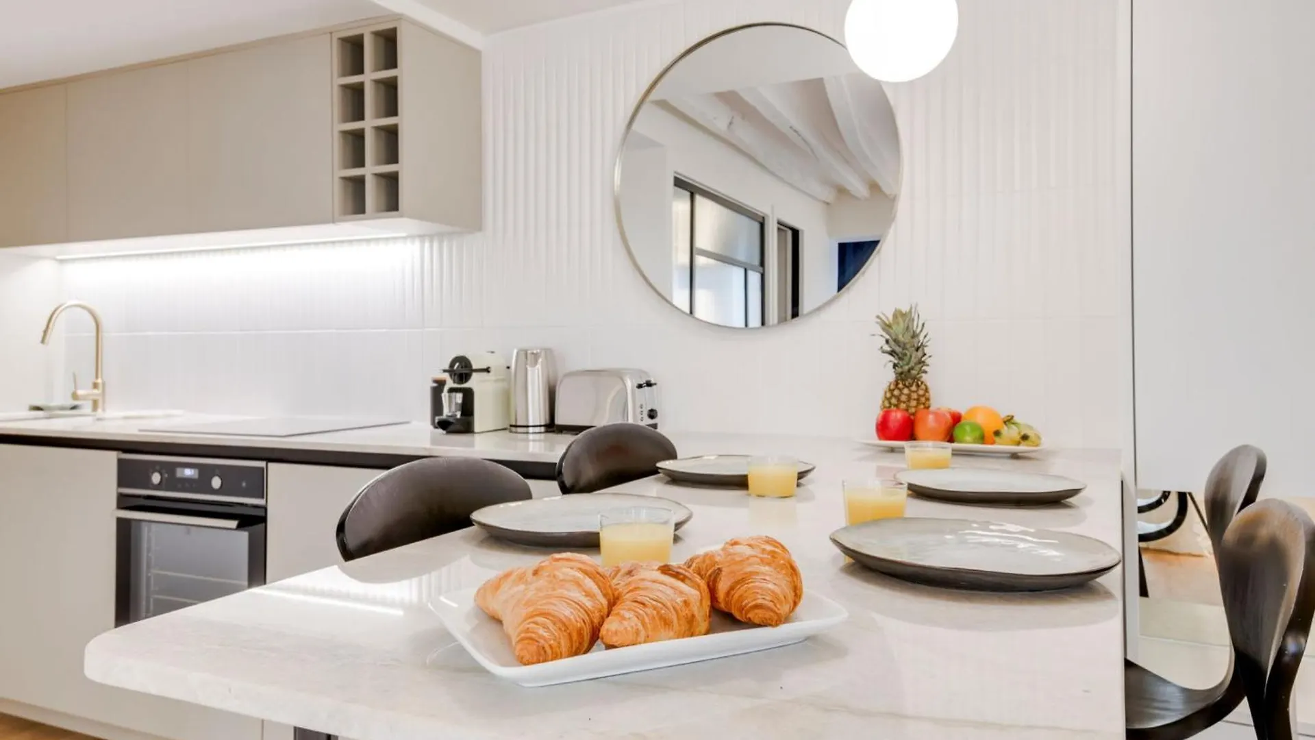 Apartment Bnbnova - 2Br - La Seine & Saint Germain Paris France