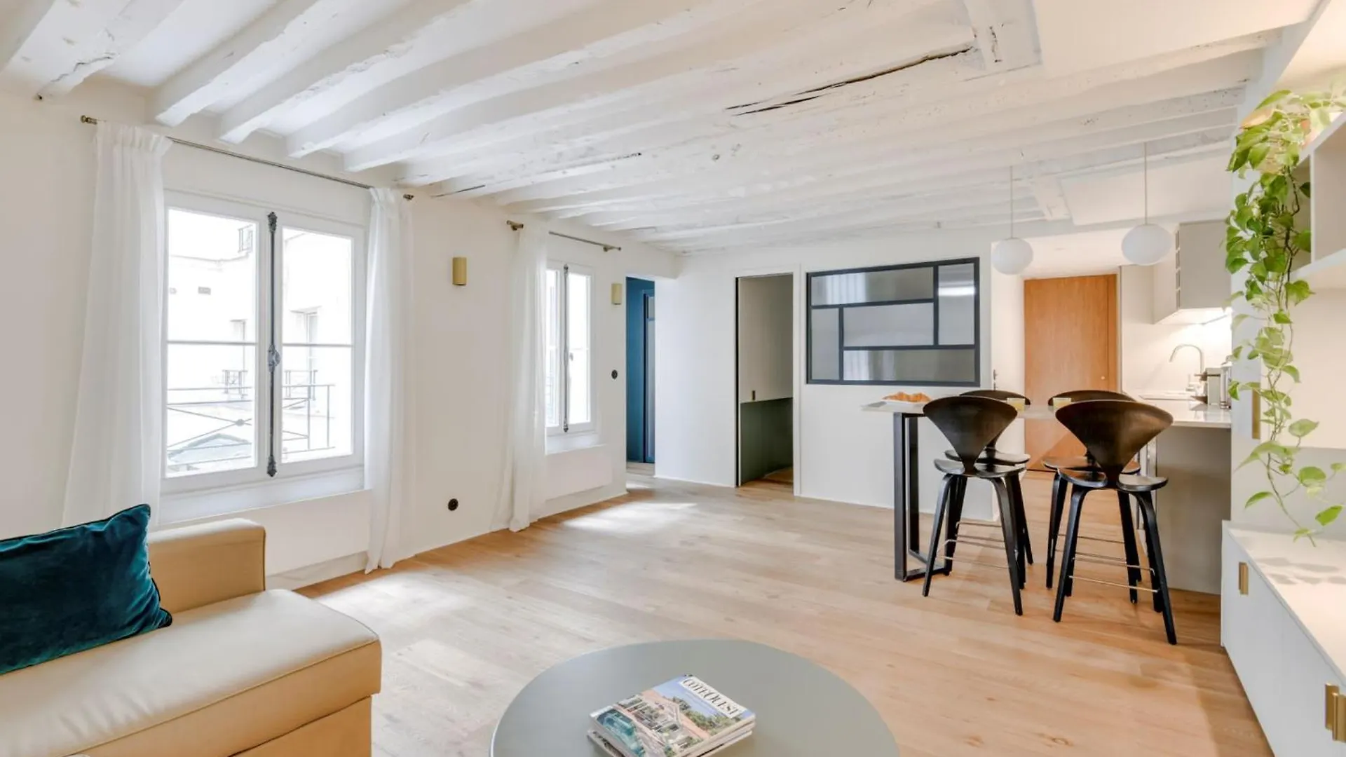 Bnbnova - 2Br - La Seine & Saint Germain Paris Apartment